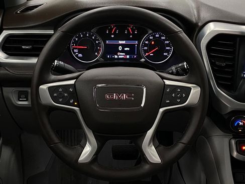 Used 2023 GMC Acadia SLT w/ Preferred Package image 15