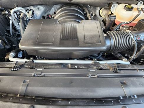 Used 2024 Chevrolet Tahoe RST w/ Luxury Package AWD/4WD image 33
