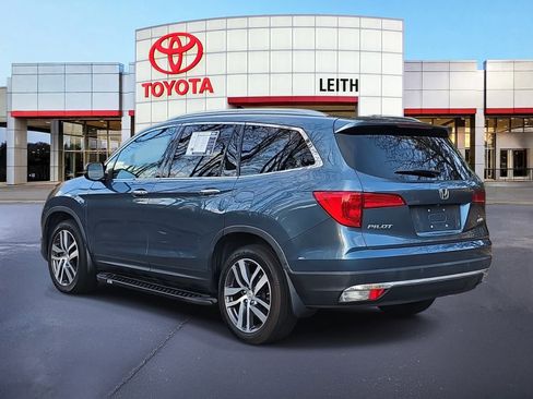 Used 2018 Honda Pilot Touring image 7