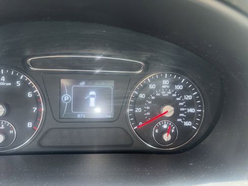 Used 2017 Kia Sorento FWD image 6