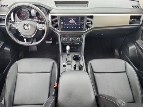 Used 2018 Volkswagen Atlas SE image 19