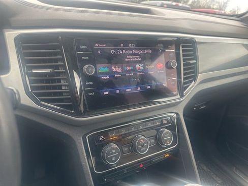 Used 2021 Volkswagen Atlas Cross Sport SEL image 5