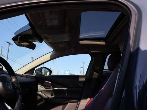 Used 2025 MAZDA CX-30 AWD 2.5 S w/ Preferred Package image 10