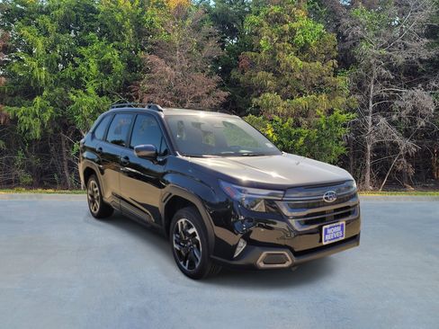 Used 2026 Subaru Forester Limited AWD/4WD image 15