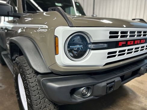 New 2026 Ford Bronco Heritage Edition AWD/4WD image 2
