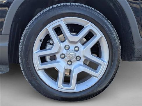 Certified 2025 Honda Passport EX-L image 24