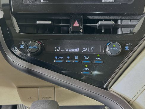 Used 2023 Toyota Camry LE image 21