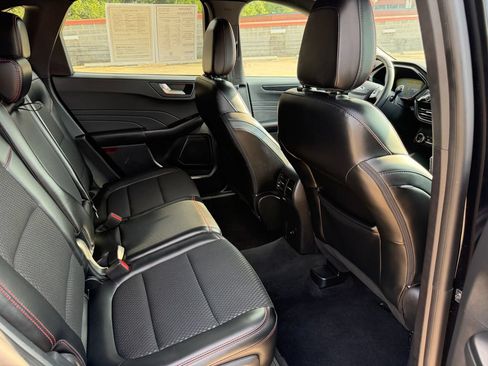 Used 2023 Ford Escape ST-Line Select AWD/4WD image 24