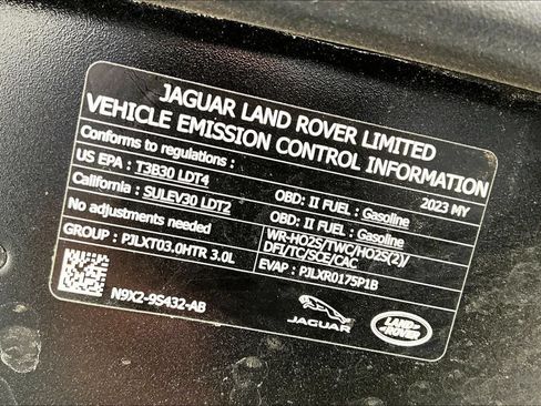 Used 2023 Land Rover Range Rover SE AWD/4WD image 28