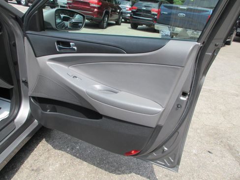 Used 2013 Hyundai Sonata GLS w/ Popular Equipment Pkg FWD image 14