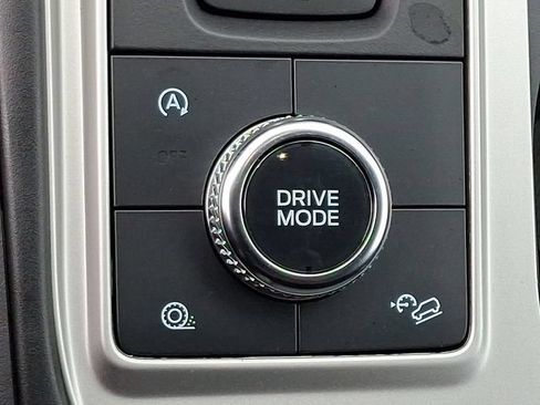 Certified 2023 Ford Explorer XLT AWD/4WD image 23