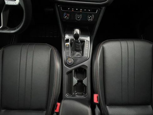 Used 2024 Volkswagen Tiguan Wolfsburg Edition AWD/4WD image 20