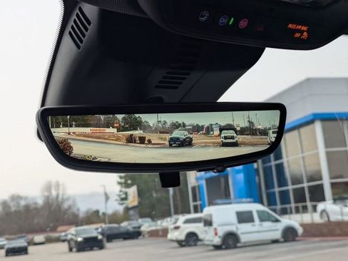 New 2026 Chevrolet Traverse LT w/ Sun and Wheel Package image 25