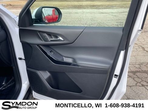 New 2026 Chevrolet Equinox LT w/ Convenience Package II image 20