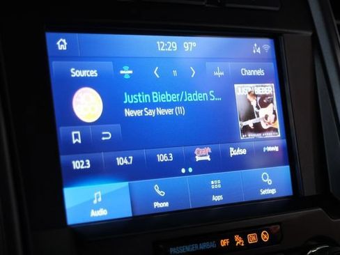 Used 2022 Ford F350 XLT w/ XLT Premium Package AWD/4WD image 24