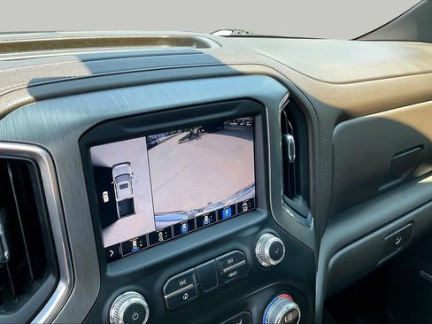 Used 2021 GMC Sierra 1500 Denali w/ Denali Ultimate Package AWD/4WD image 26
