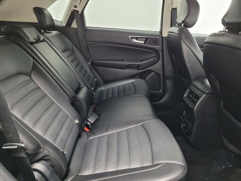 Used 2017 Ford Edge SEL w/ Equipment Group 201A AWD/4WD image 19