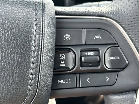 New 2026 Toyota 4Runner Limited AWD/4WD image 34