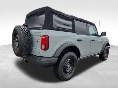 Used 2022 Ford Bronco Black Diamond AWD/4WD image 15
