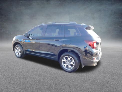 Used 2023 Honda Passport TrailSport image 5