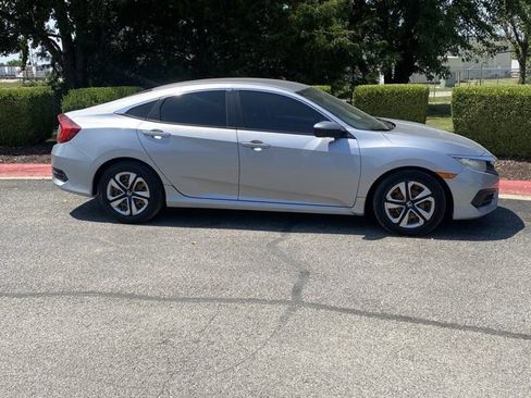 Used 2016 Honda Civic LX image 2