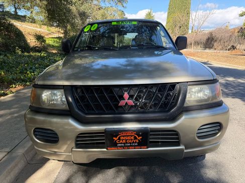 Used 2000 Mitsubishi Montero Sport XLS image 8