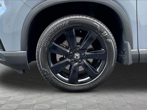 Used 2025 Honda Pilot Black Edition image 12