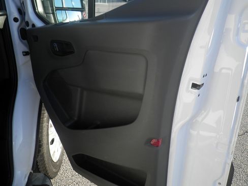 Used 2024 Ford Transit 250 Low Roof w/ Exterior Upgrade Package image 25