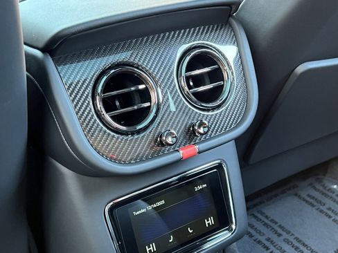 New 2026 Bentley Bentayga Speed image 18