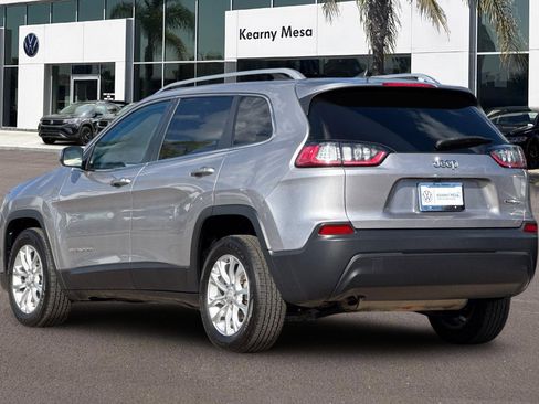 Used 2019 Jeep Cherokee Latitude w/ Popular Appearance Group image 6