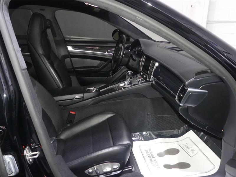 Used 2015 Porsche Panamera Turbo Executive AWD/4WD image 22