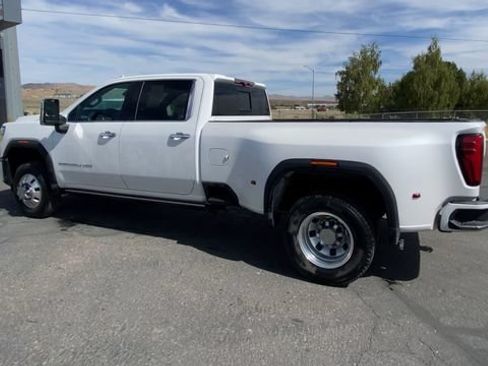 Used 2024 GMC Sierra 3500 Denali w/ Technology Package AWD/4WD image 6