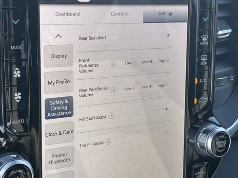 Certified 2024 RAM 2500 Big Horn w/ Sport Appearance Package image 16