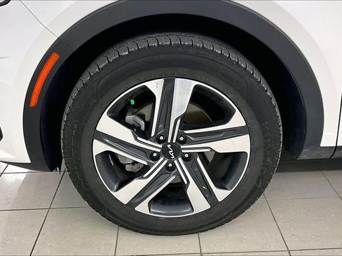 Used 2023 Kia Sorento EX image 35
