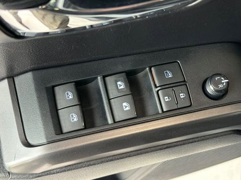 Used 2020 Toyota Tacoma TRD Sport w/ TRD Premium Sport Package image 15