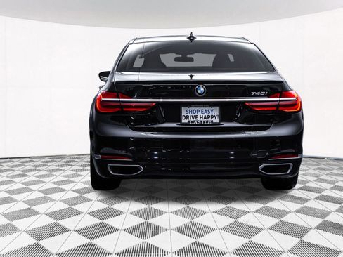 Used 2018 BMW 740i 740i image 10