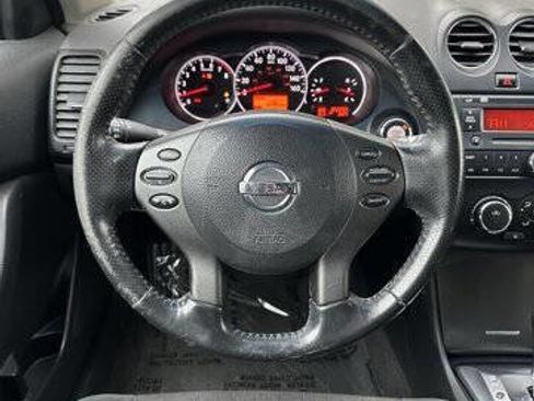 Used 2011 Nissan Altima 2.5 S w/ Special Edition Pkg image 14