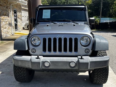 Used 2015 Jeep Wrangler Unlimited Sport w/ Quick Order Package 24S AWD/4WD image 9