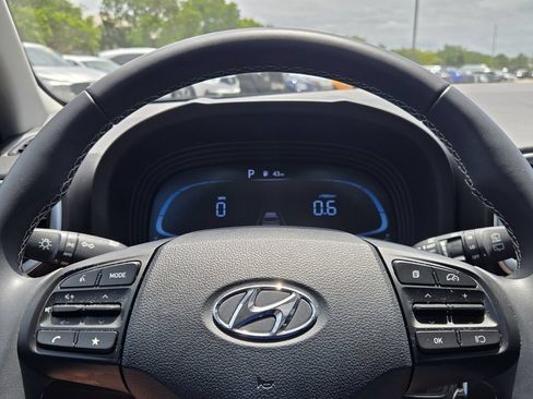 Certified 2023 Hyundai Venue SEL w/ Cargo Package FWD image 21
