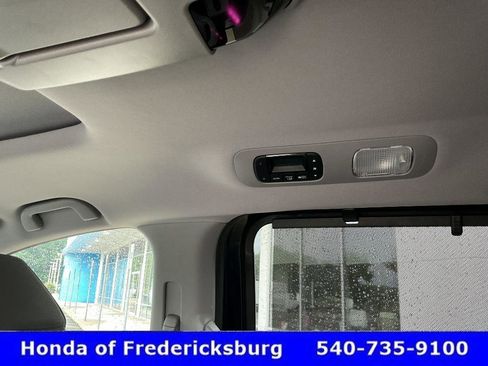 Used 2023 Honda Odyssey Touring image 30