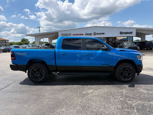 Used 2022 RAM 1500 Big Horn AWD/4WD image 4