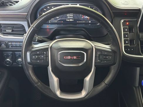 Used 2022 GMC Yukon SLE w/ Gmc Pro Safety Plus Package AWD/4WD image 4