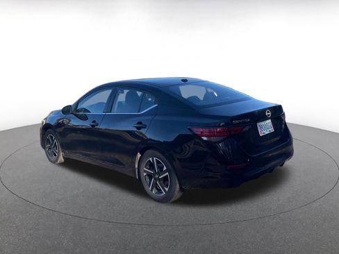 Used 2025 Nissan Sentra SV image 11