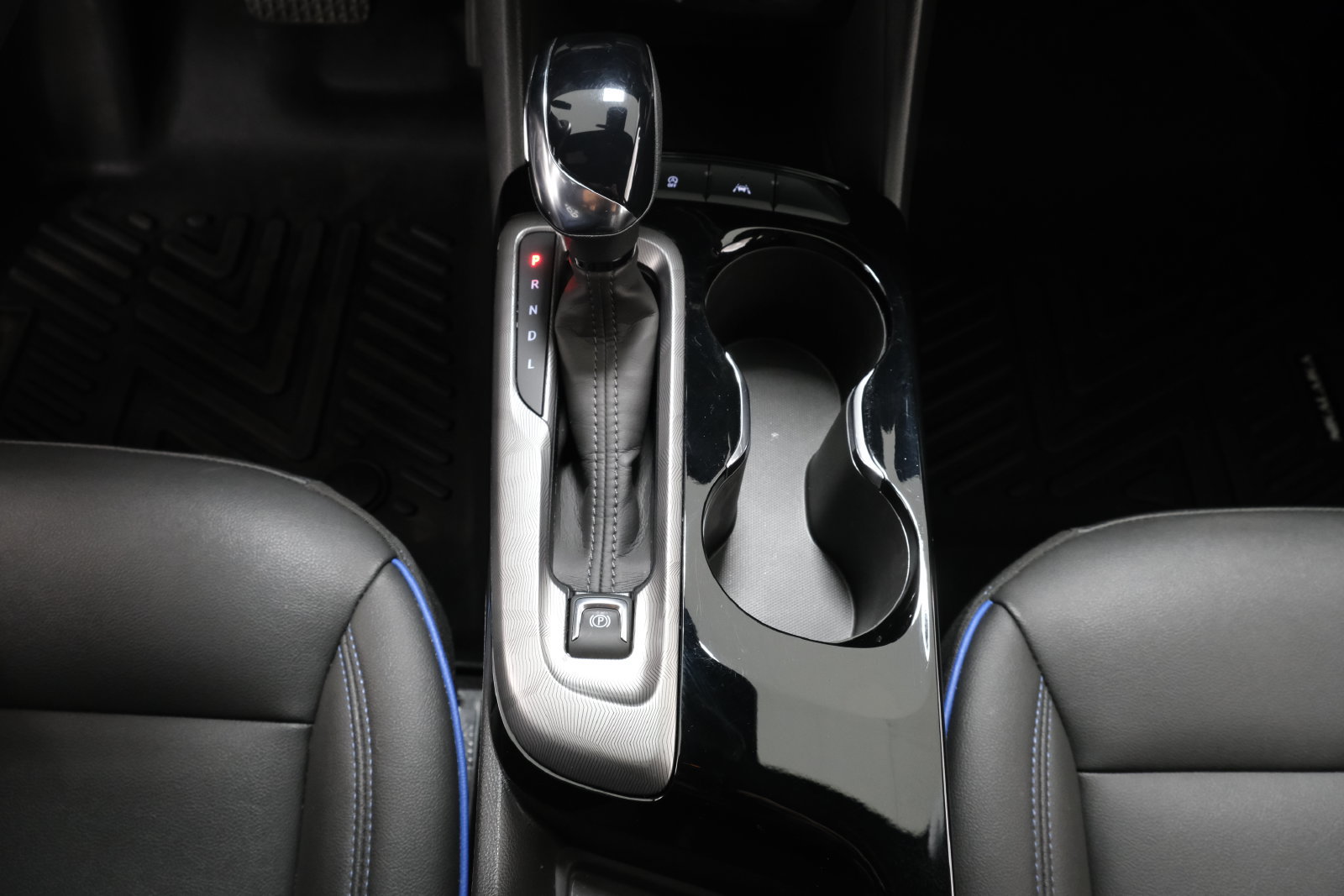 Used 2025 Buick Envista Sport Touring FWD image 23