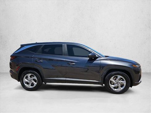 Used 2024 Hyundai Tucson SE FWD image 12
