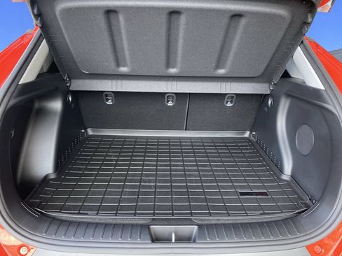 Certified 2024 Hyundai Kona Limited FWD image 31