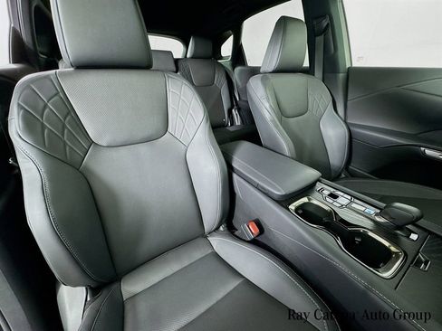 Certified 2025 Lexus RX 350 Premium w/ Accessory Package AWD/4WD image 31