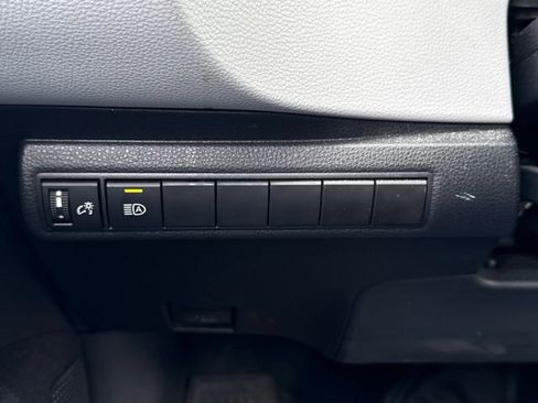 Used 2023 Toyota Corolla SE FWD image 12