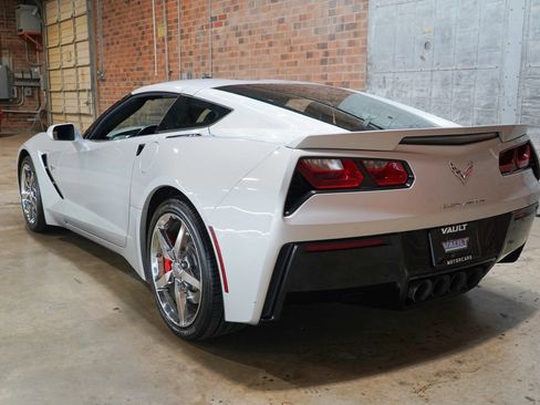 Used 2014 Chevrolet Corvette Stingray Coupe w/ 3LT Preferred Equipment Group RWD image 10