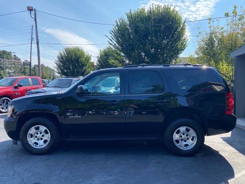 Used 2013 Chevrolet Tahoe LT w/ Luxury Package image 9